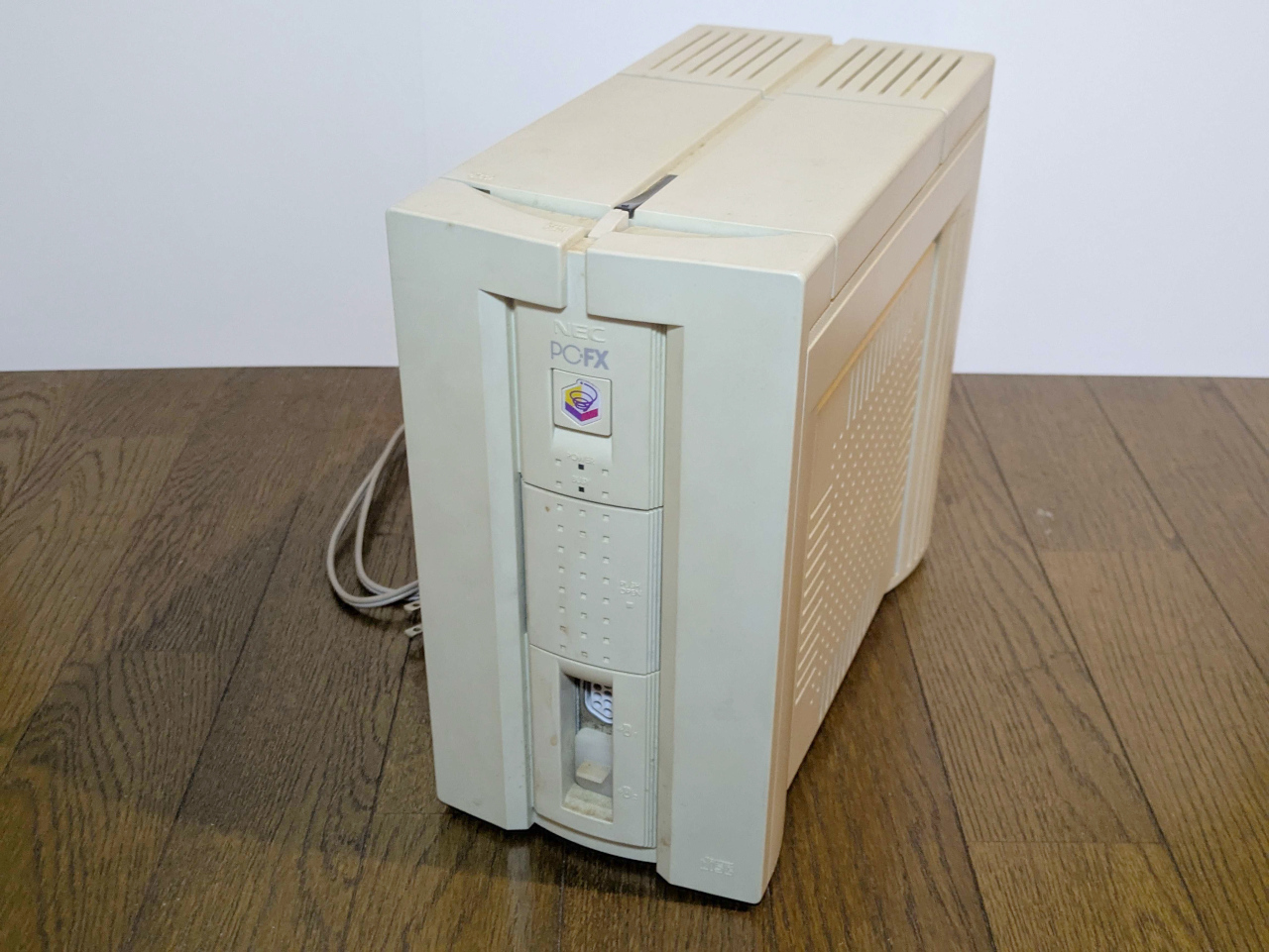 玩家曬罕見PC-FX遊戯機 30年前的PS競爭砲灰