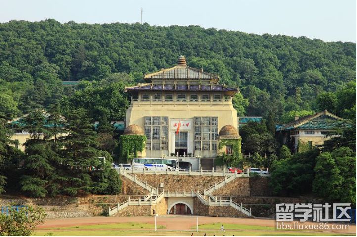 湖北武漢大學簡介_祝福網整理